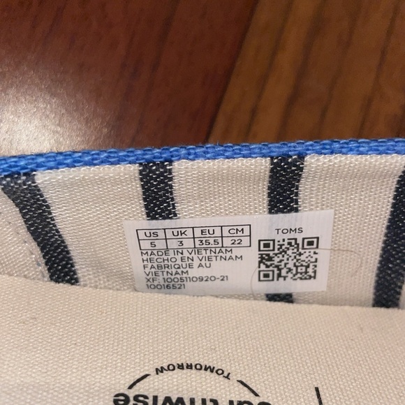 Lightly worn Toms alpargata. Azure blue. Heritage canvas. - Picture 6 of 7